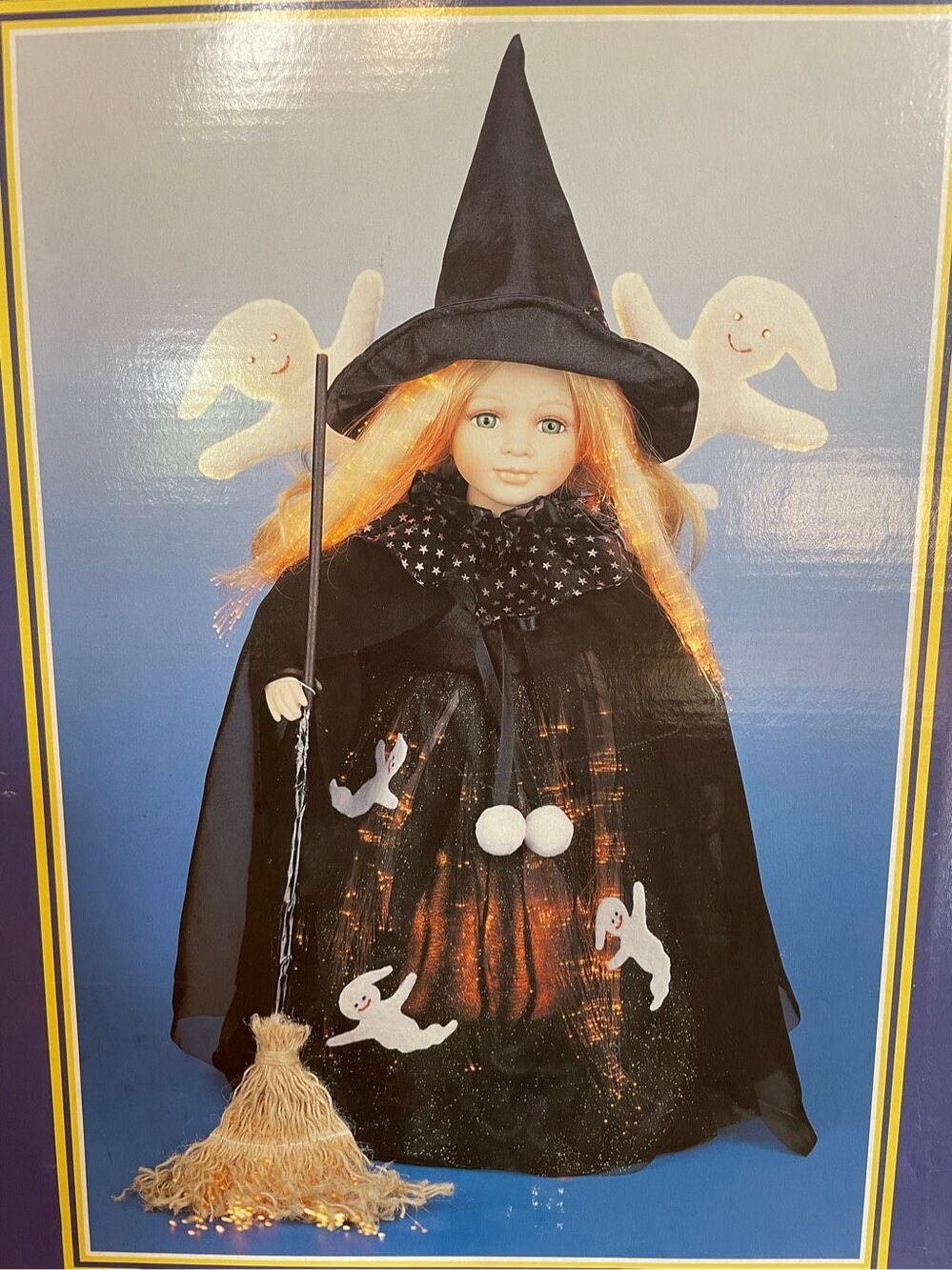 Vintage Decorative Halloween Witch - Picture 3 of 3